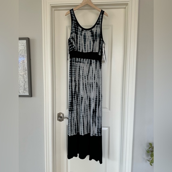 NWT Kensie MAXI dress FOG MELANGE COMBO Women Size Med BLACK BLUE WHITE GRAY - Picture 4 of 12